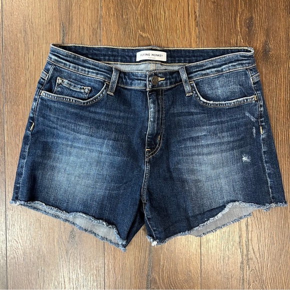 Flying Monkey dark wash denim shorts SZ 31/10 - Picture 1 of 4